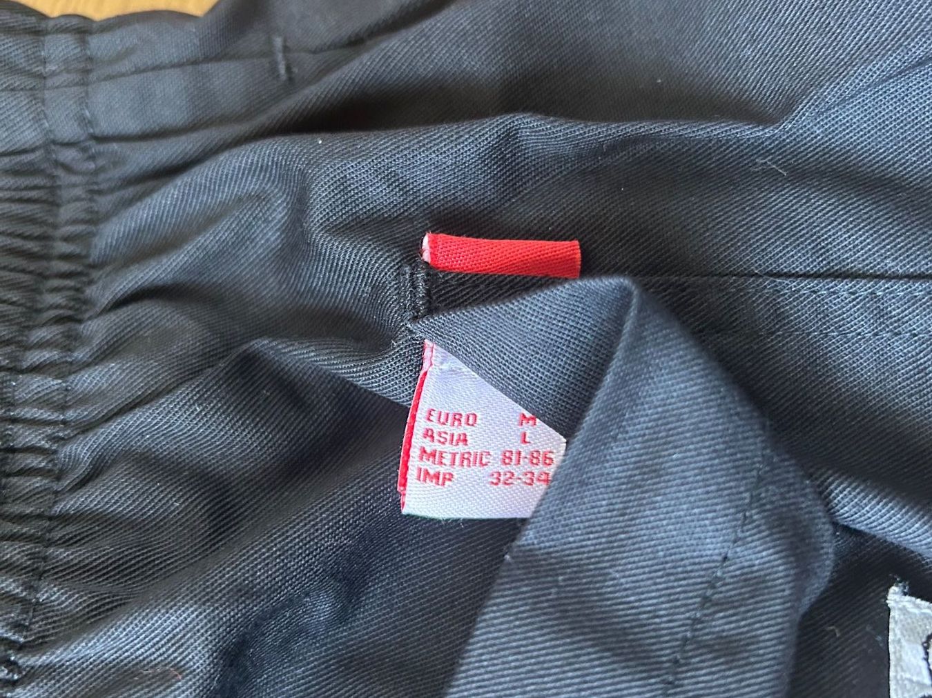 Pantaloni: 4x LeChef Professional Kochhosen schwarz – Usato da Azmoos venduto da greenstone13 4