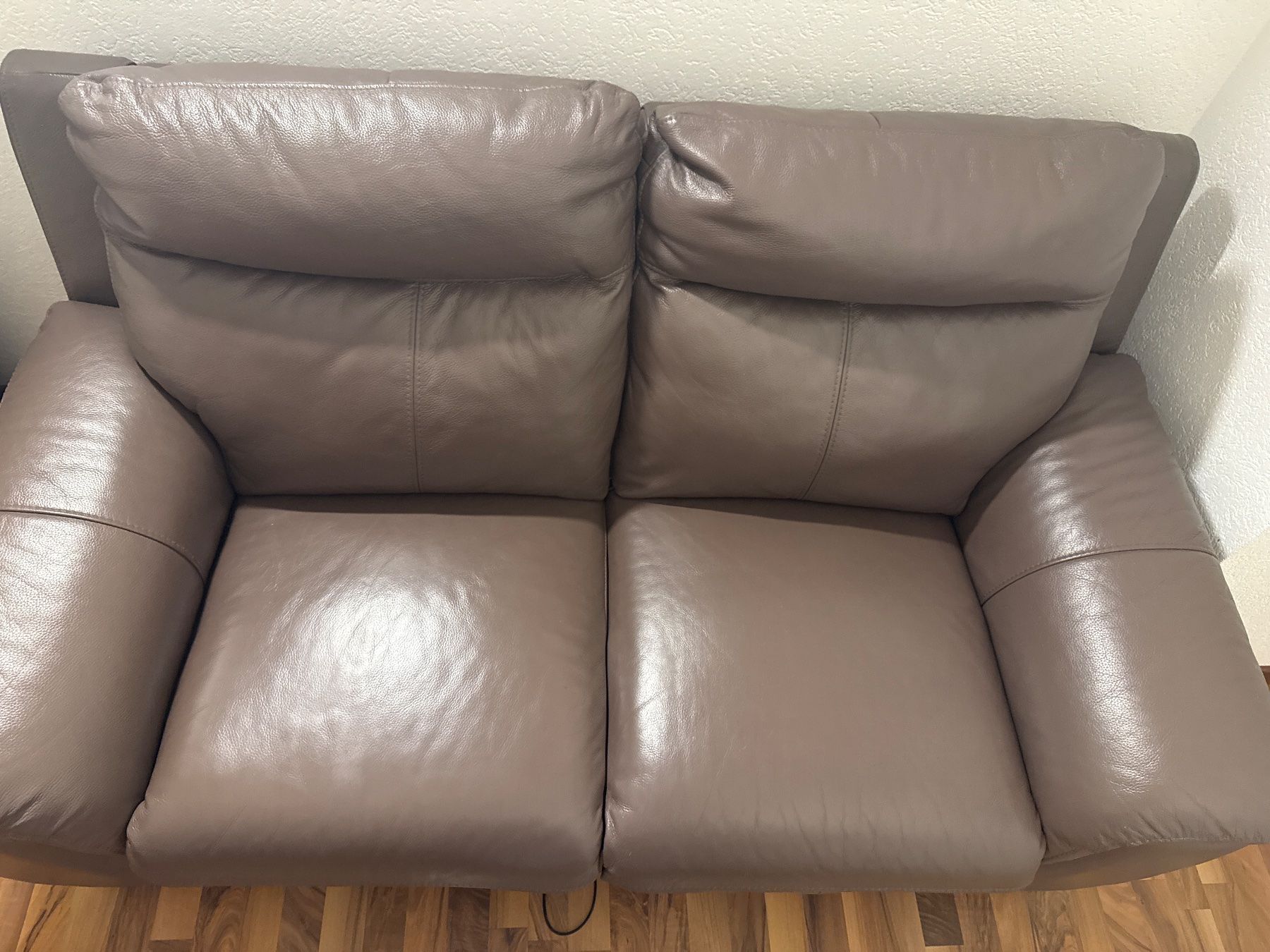 Conforama Divani: Sofa 3+2 Leder graubraun – Usato da Laufenburg venduto da mcd_7qcw