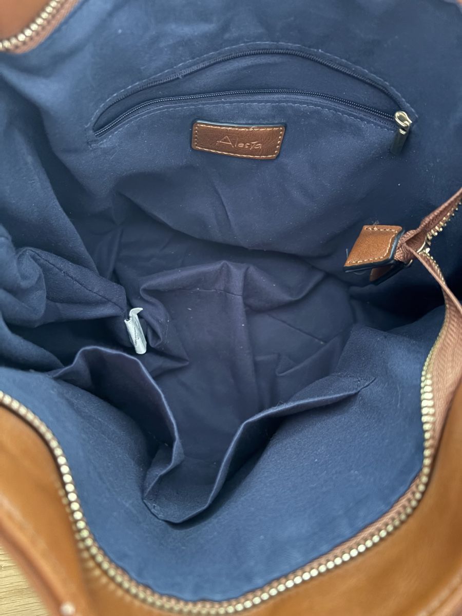 Taschen für Damen: Borsa a mano marrone con borchie – Gebraucht aus S. Antonino von LIKA91 6