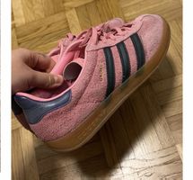 ADIDAS PINK GAZELLE