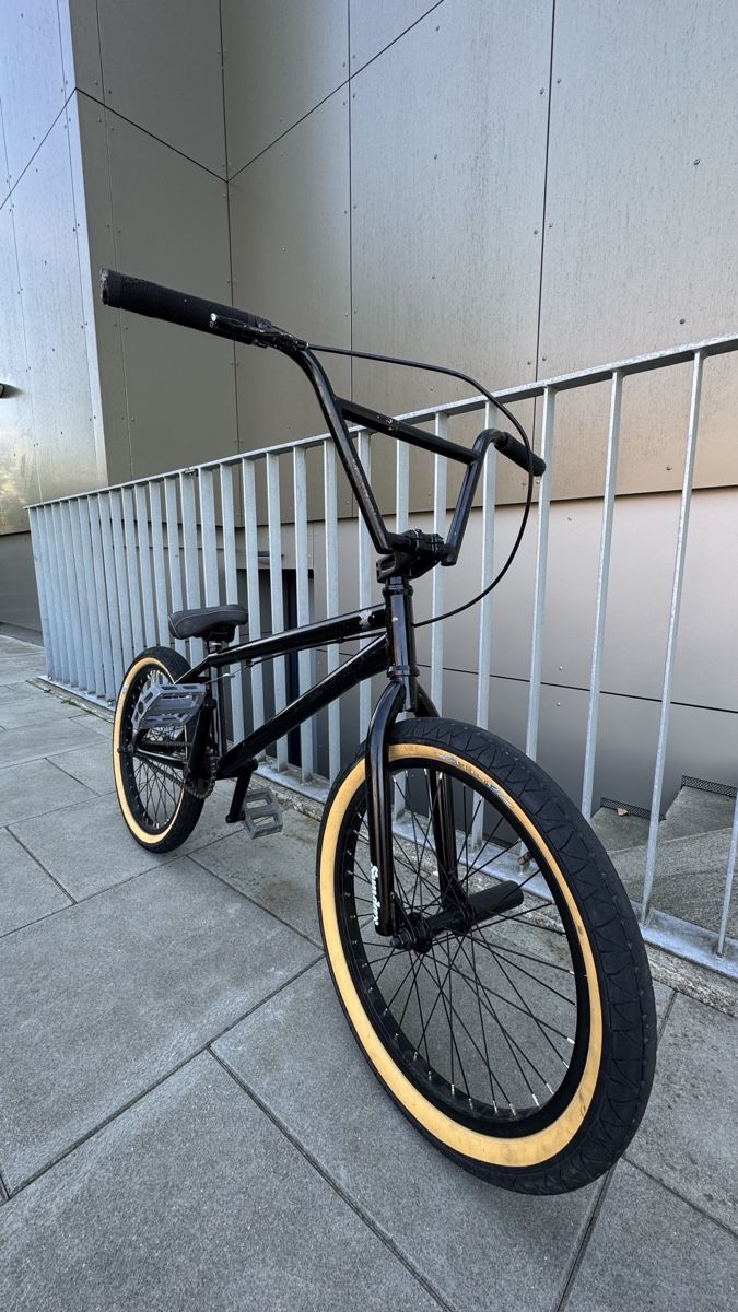 Velos: BMX bike Sunday  – Gebraucht aus Unterentfelden von che_9xcp