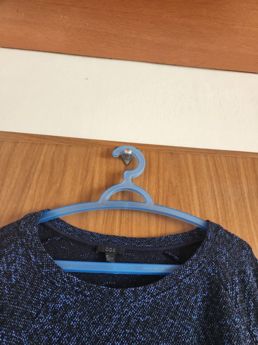 Cos Maglioni & Felpe: Pull COS bleu taille L  – Usato da Niedergösgen venduto da Eva2410 4