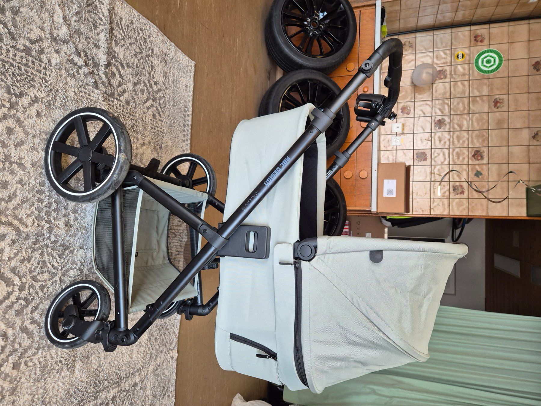 ABC Design Kinderwagen: Kinderwagen ABC Design Viper 4 hellgrün – Neu (gemäss Beschreibung) aus Walzenhausen von J_Hutter 1