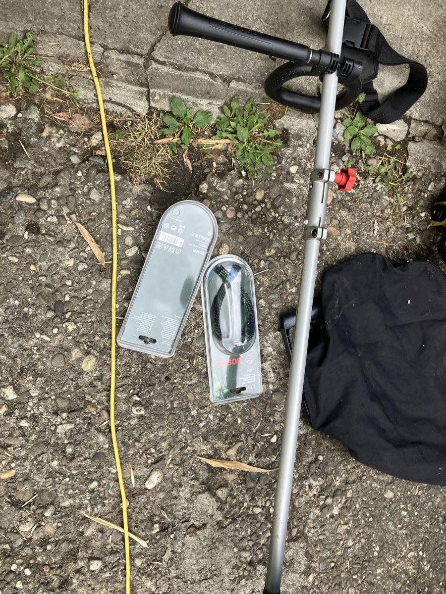 Tutte le macchine: Trimmer Laubbläser Akkutrimmer – Usato da Obergösgen venduto da Shinyman 4