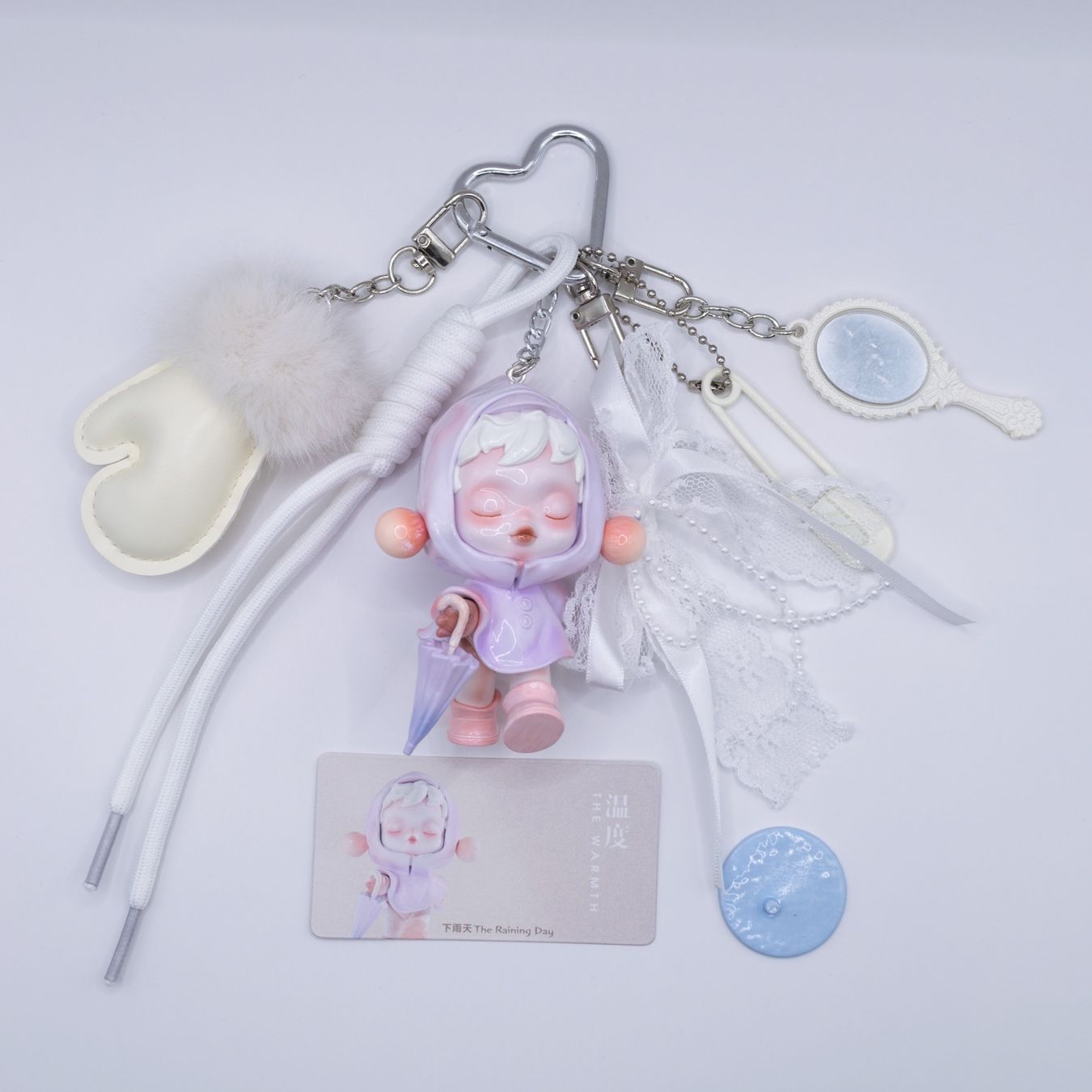 Portachiavi: Handmade POP MART SKULLPANDA The Warmth RAINING DAY Keychain – Nuovo e nell'imballaggio originale da Belmont-Lausanne venduto da HausPopCharm