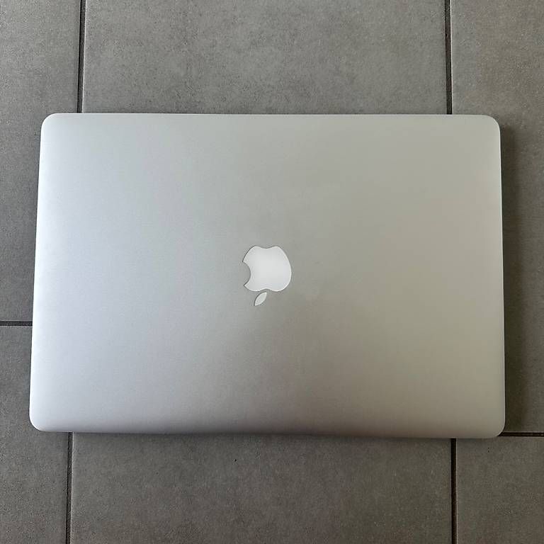 Apple Notebook: Apple MacBook Pro 15.4'' Retina mit Dicota Code Sleeve 15.'' – Usato da Aarwangen venduto da arimiak 3