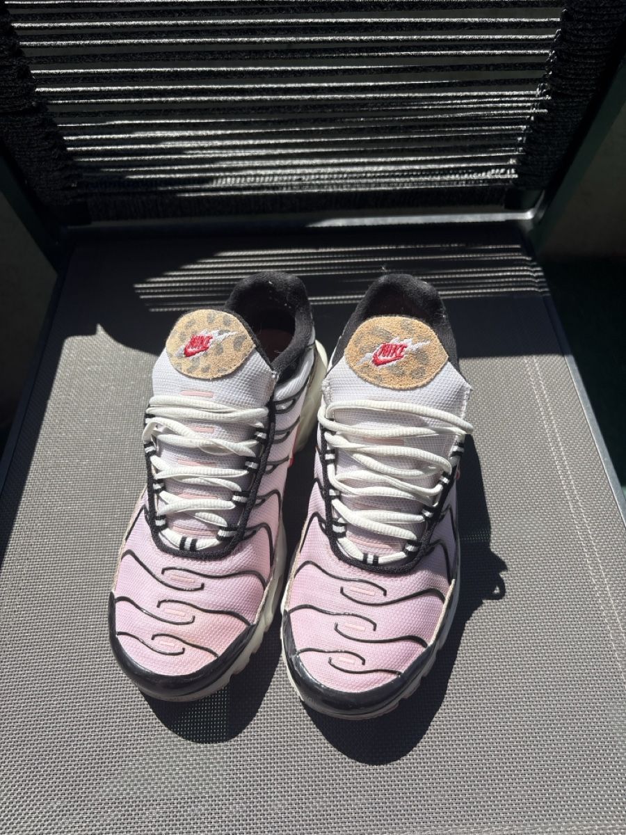 Nike Damenschuhe: Nike Tn Leopard / Rose / Blanc / Noir EUR 38.5 – Gebraucht aus Sion von xmittaz 1