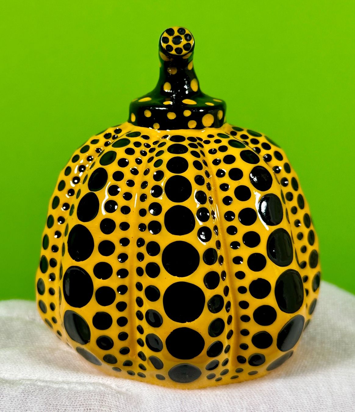 Skulpturen & Statuen: Yayoi Kusama Pumpkin Figur – Gebraucht aus Horgen von eli_9xdn 2