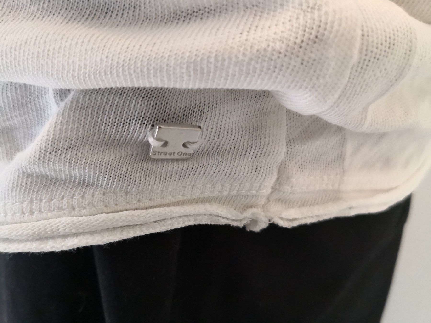 Pantaloni: 🤩CELSTUS JOGGING-HOSE SCHWARZ – Nuovo (secondo la descrizione) da Olten venduto da Naja-Twins-Twins 9