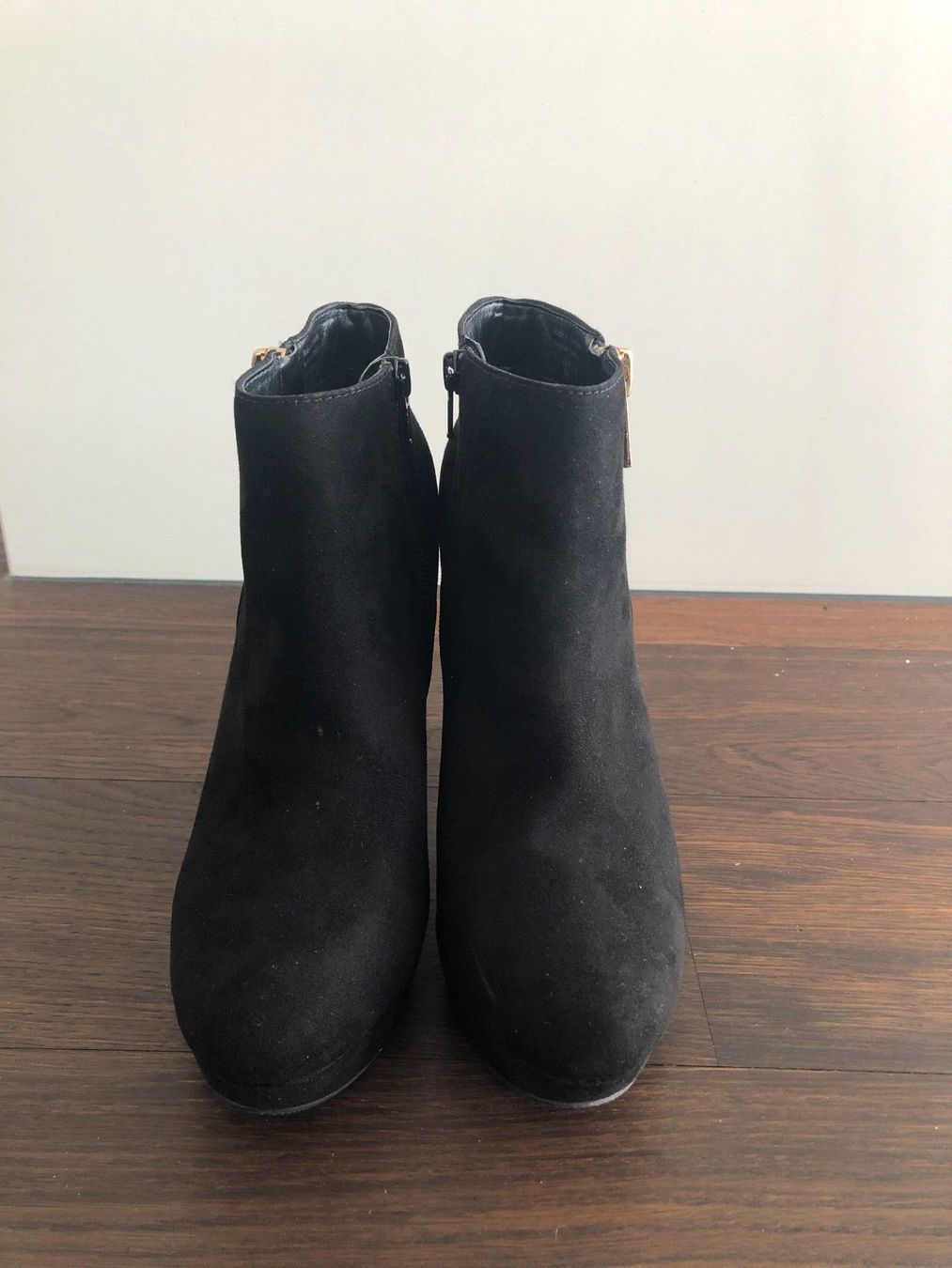 Aldo Scarpe da donna: Schwarze Stiefeletten mit Reisverschluss – Nuovo (secondo la descrizione) da Gisikon venduto da reena.2231 4