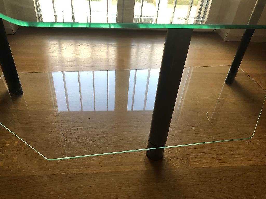 Wandhalterungen: Rack aus Glas – Gebraucht aus Bremgarten AG von GLOBI2021