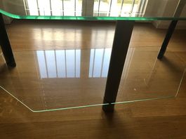 Rack aus Glas