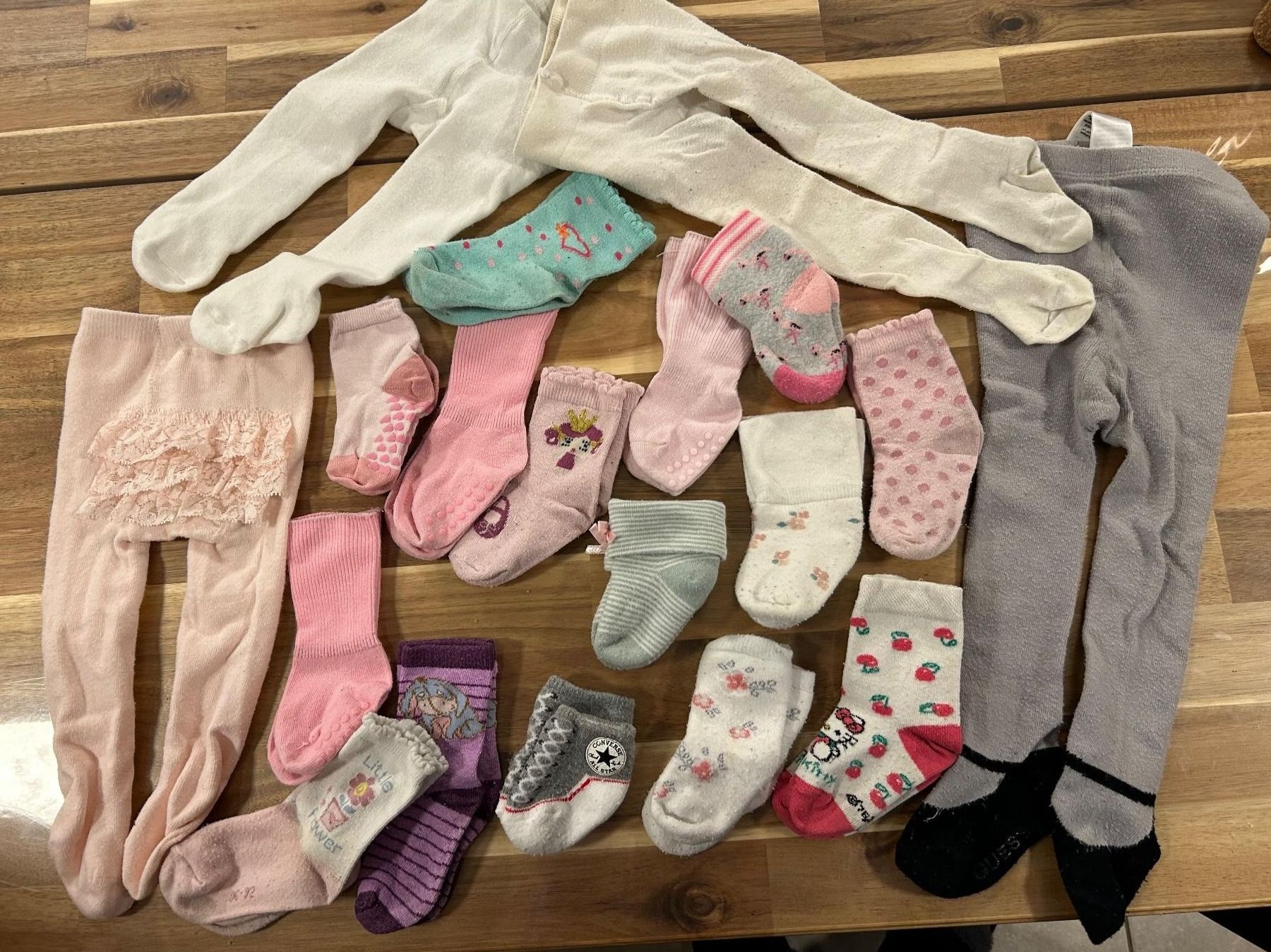 Calze per bambini: Socken und Strumpfhosen – Usato da Würenlingen venduto da meadc