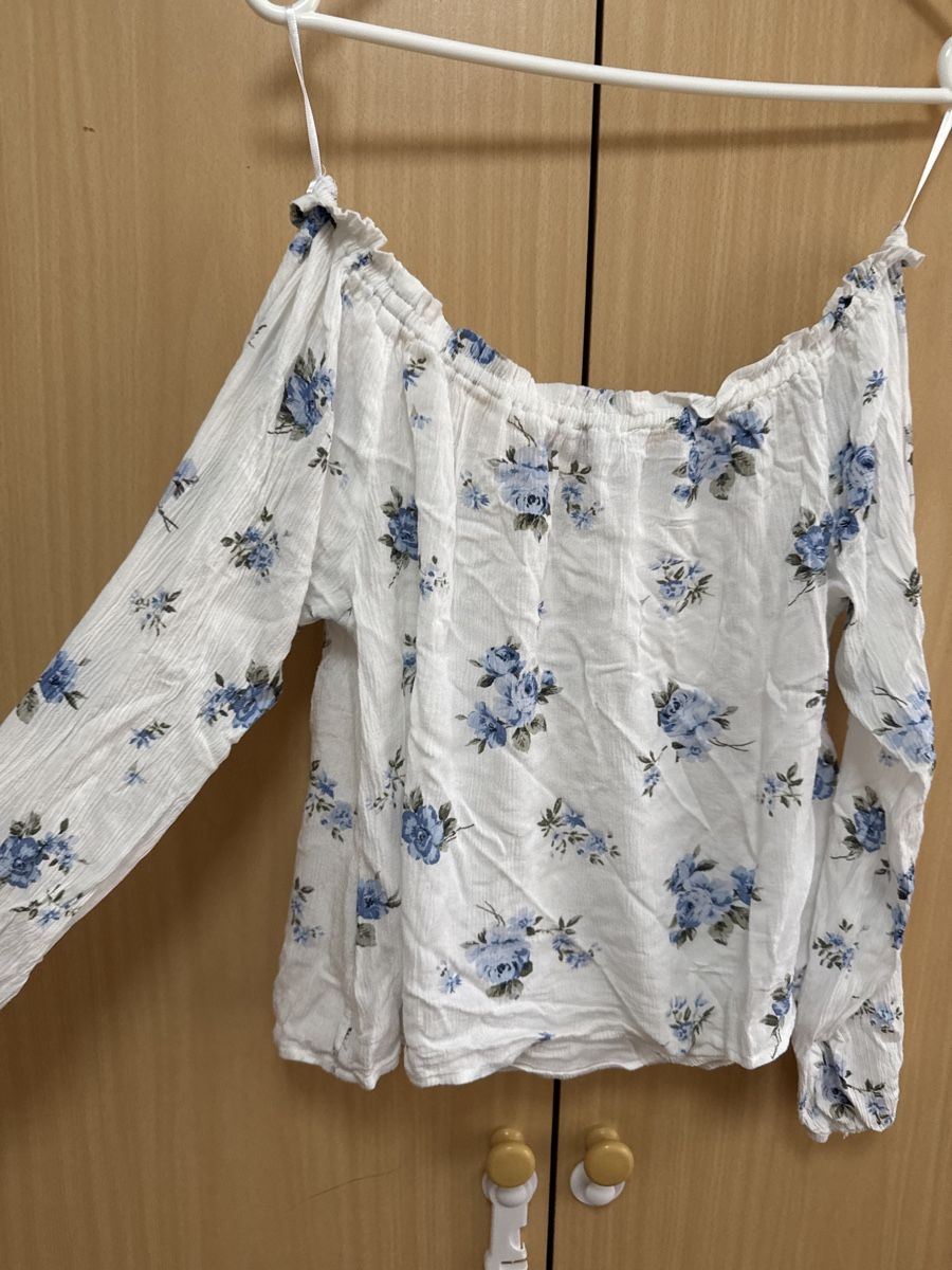 Hollister Camicette: Hollister Bluse, Gr. S, Blumenmuster – Nuovo (secondo la descrizione) da Thun venduto da Vans_98 3