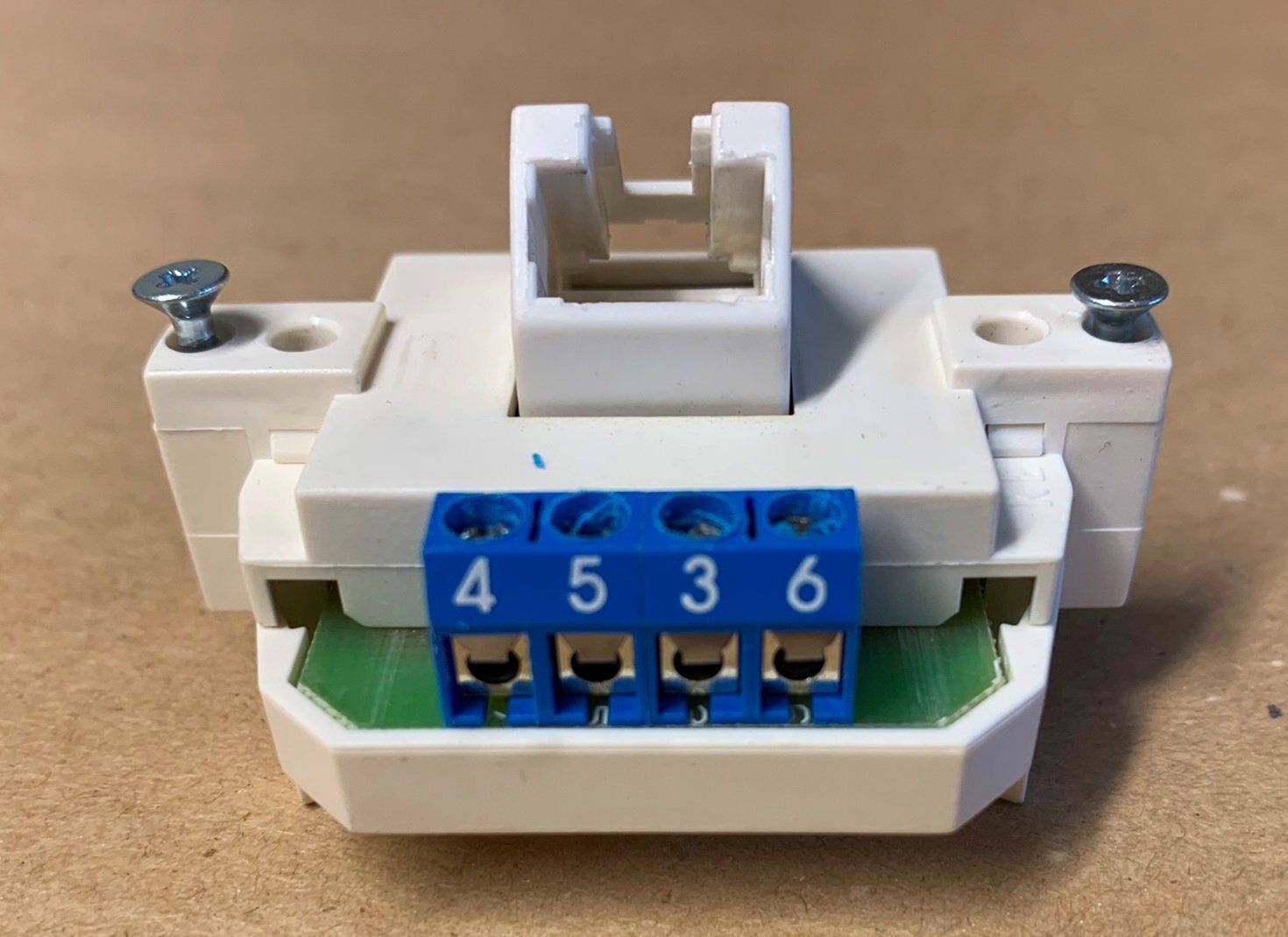 Feller Spine: RJ11 RJ 11 UP Dose – Nuovo (secondo la descrizione) da Lodrino venduto da Stema 4