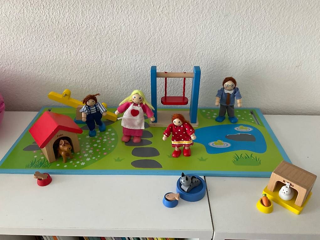 Case e mobili per bambole: Maison de poupées en bois – Usato da Petit-Lancy venduto da simdaph 2