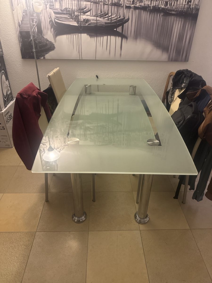 Tavoli: Glas Esstisch mit Chrom-Beinen – Usato da Zofingen venduto da Mellocco 4