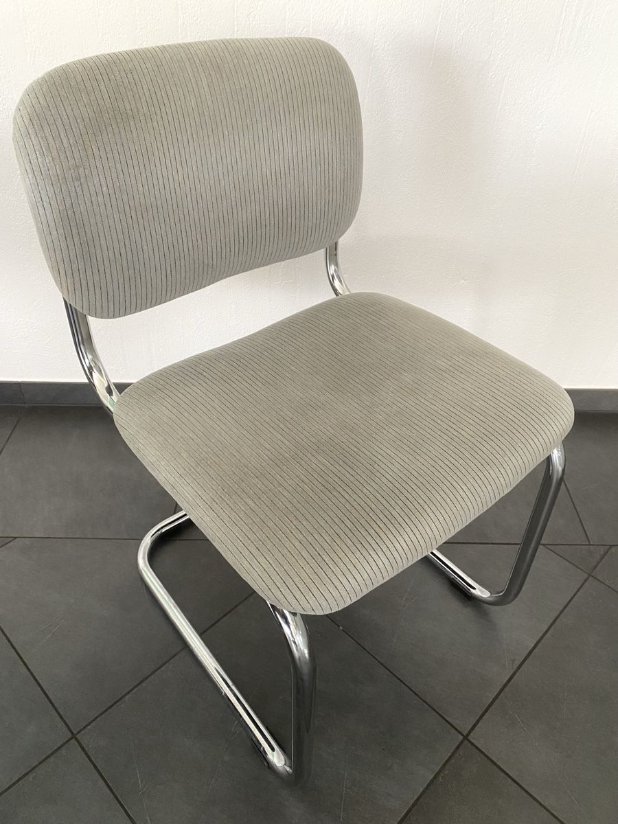 Chaises: Design Freischwinger Stühle Chairs – D'occasion à Olten par sportwelt 6