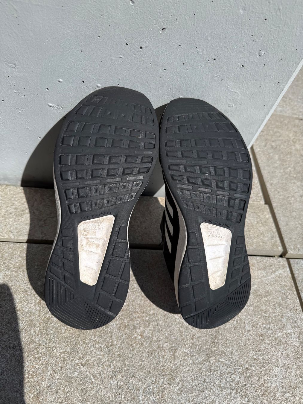 Adidas Scarpe da uomo: Sneaker Adidas Grösse 37 1/3 – Usato da Zuckenriet venduto da Simba99 3
