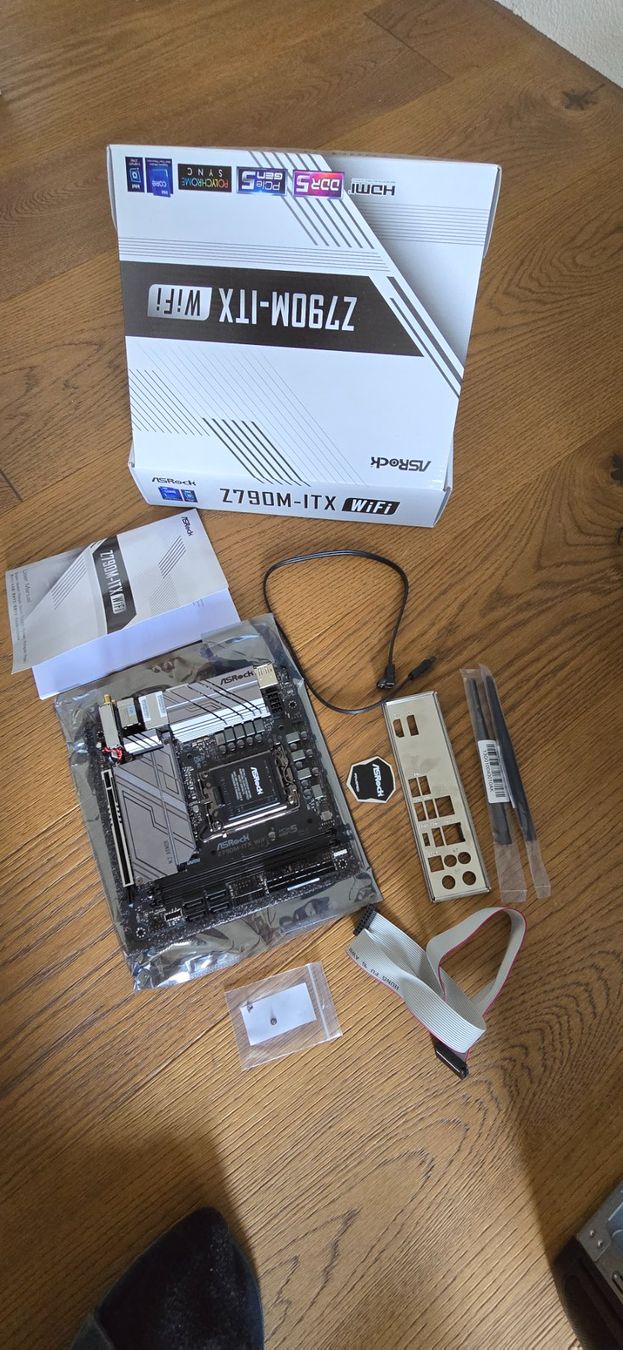 Asrock Schede madri: Mainboard ASRock Z790M-ITX WIFI, ITX – Nuovo (secondo la descrizione) da Kriegstetten venduto da bluefreezer 4
