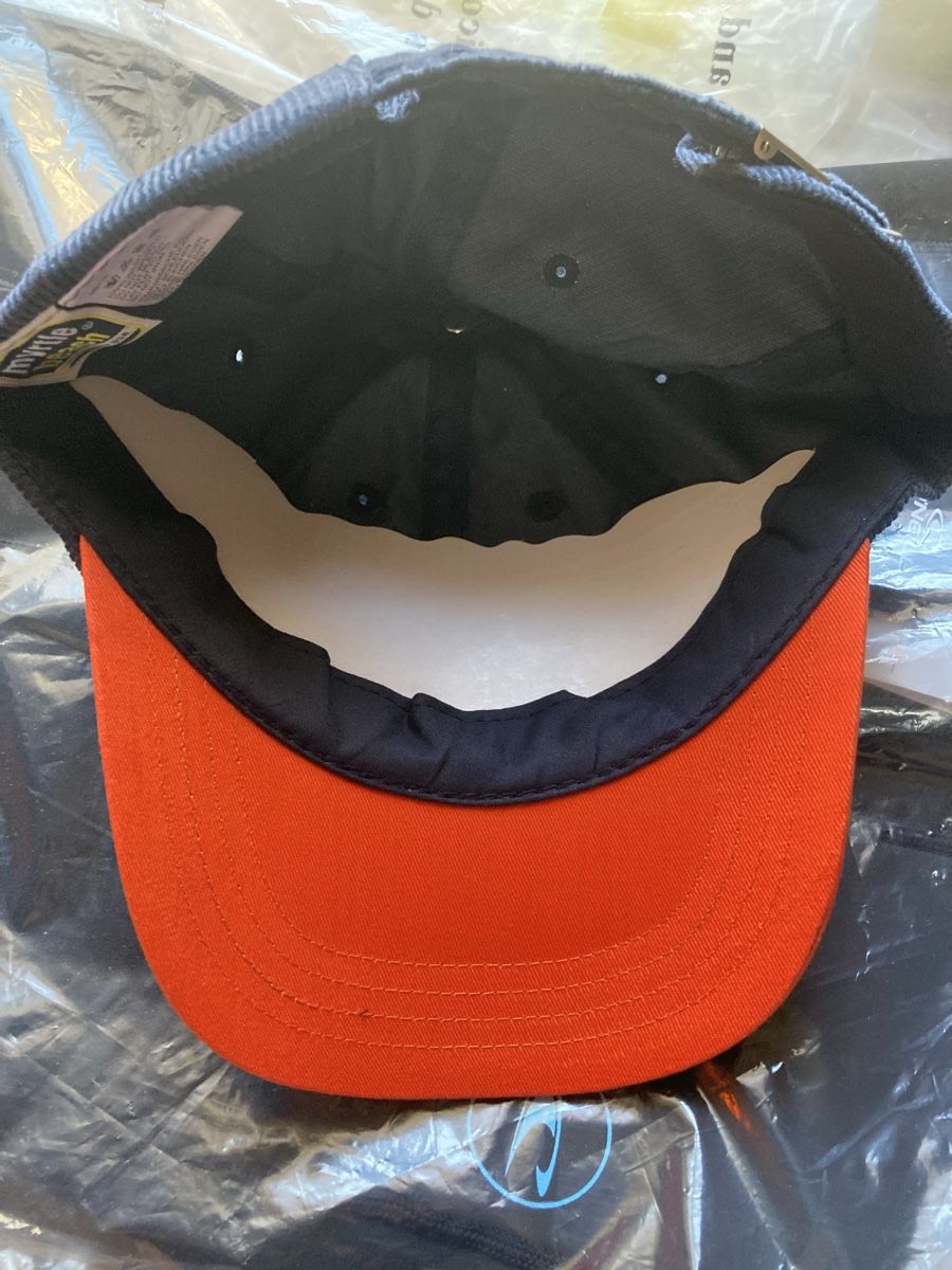 Copricapi, berretti & cappellini: Hut Cap Schwarz Orange – Nuovo e nell'imballaggio originale da Aarwangen venduto da to-hirschi 1