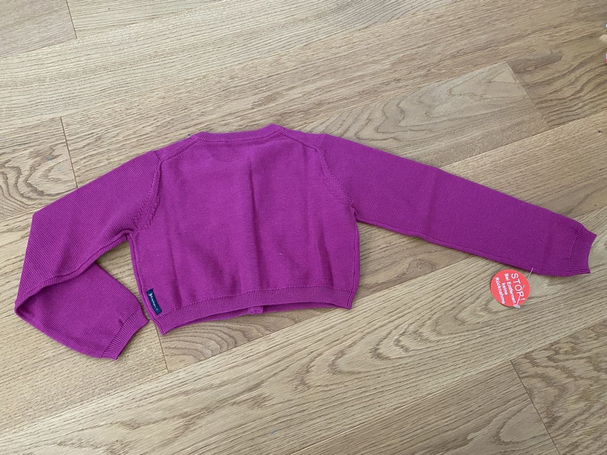 Armani Pullover & Sweatshirts: Armani Junior Strickjacke Gr. 116 Neu! – Gebraucht aus Genthod von Tidus04 2