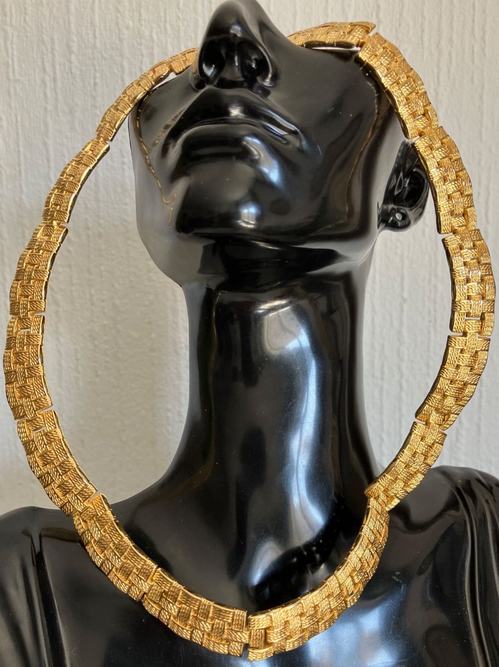 Catenine: Collier Altesse plaqué or  Collection vintage – Usato da Peseux venduto da CharmeCommerce 2
