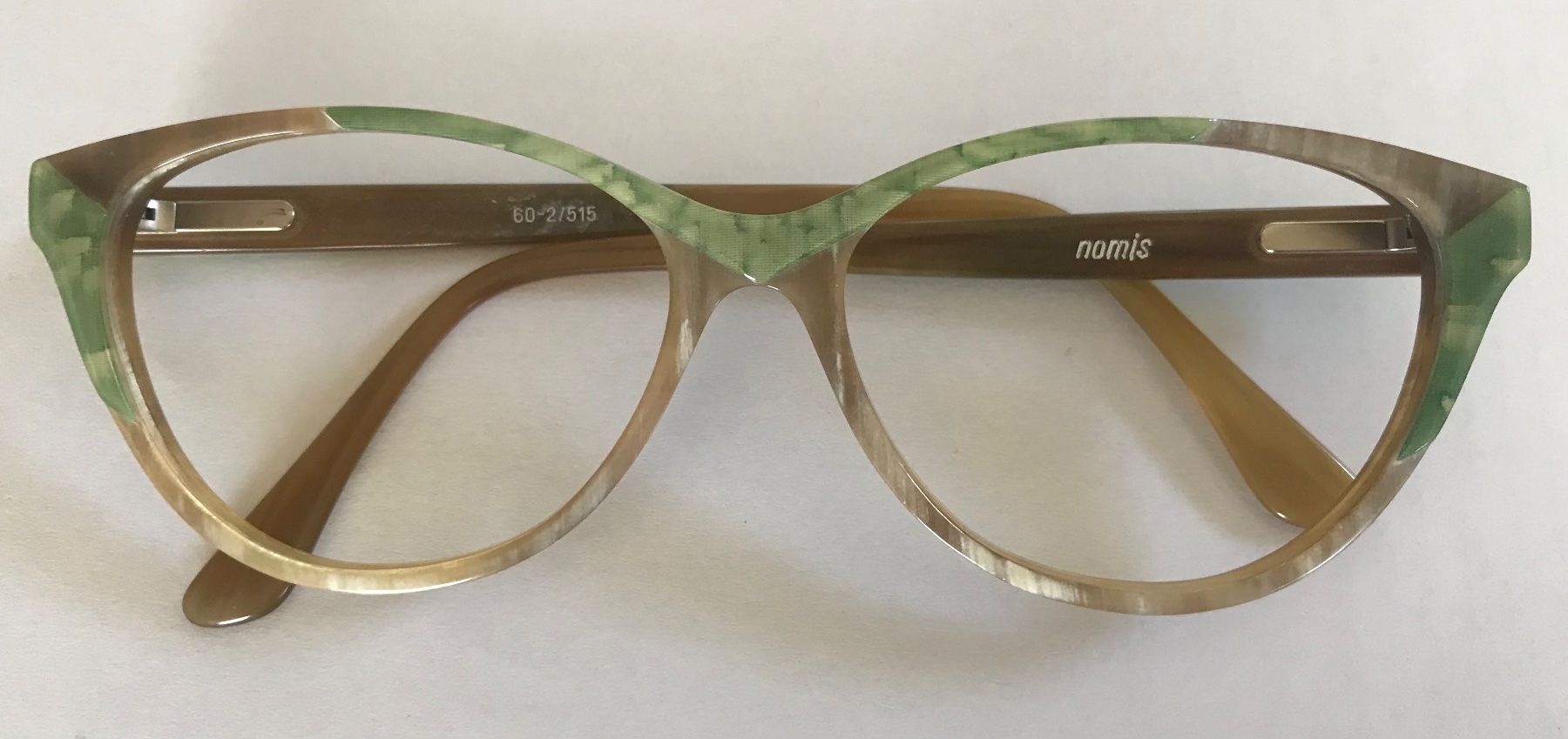 Occhiali & Lenti: Nomis Büffelhorn Brille, Modell 60-2/515 – Nuovo (secondo la descrizione) da Horgen venduto da Optimax 2