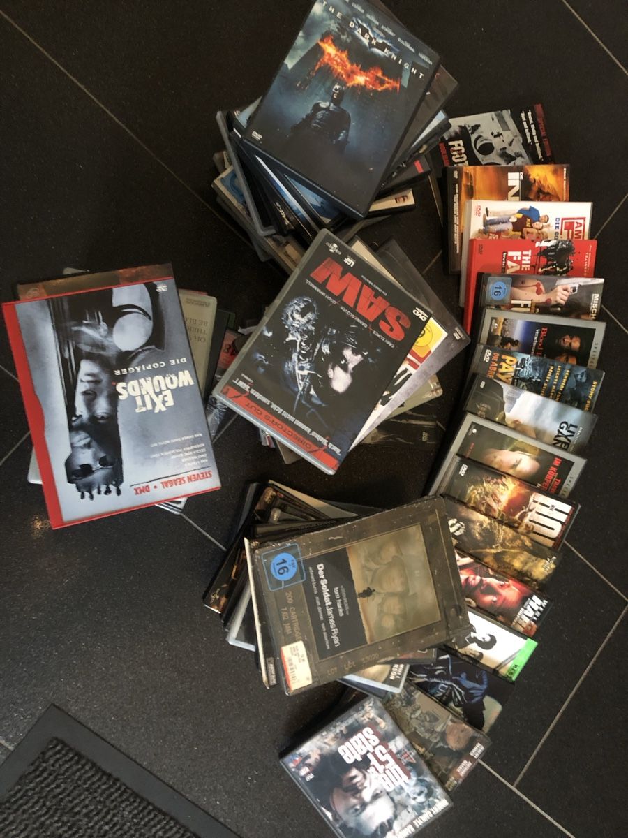 Tous les DVDs: DVD  Diverse Filme.  77Stk. – D'occasion à Belp par Kbasic 1