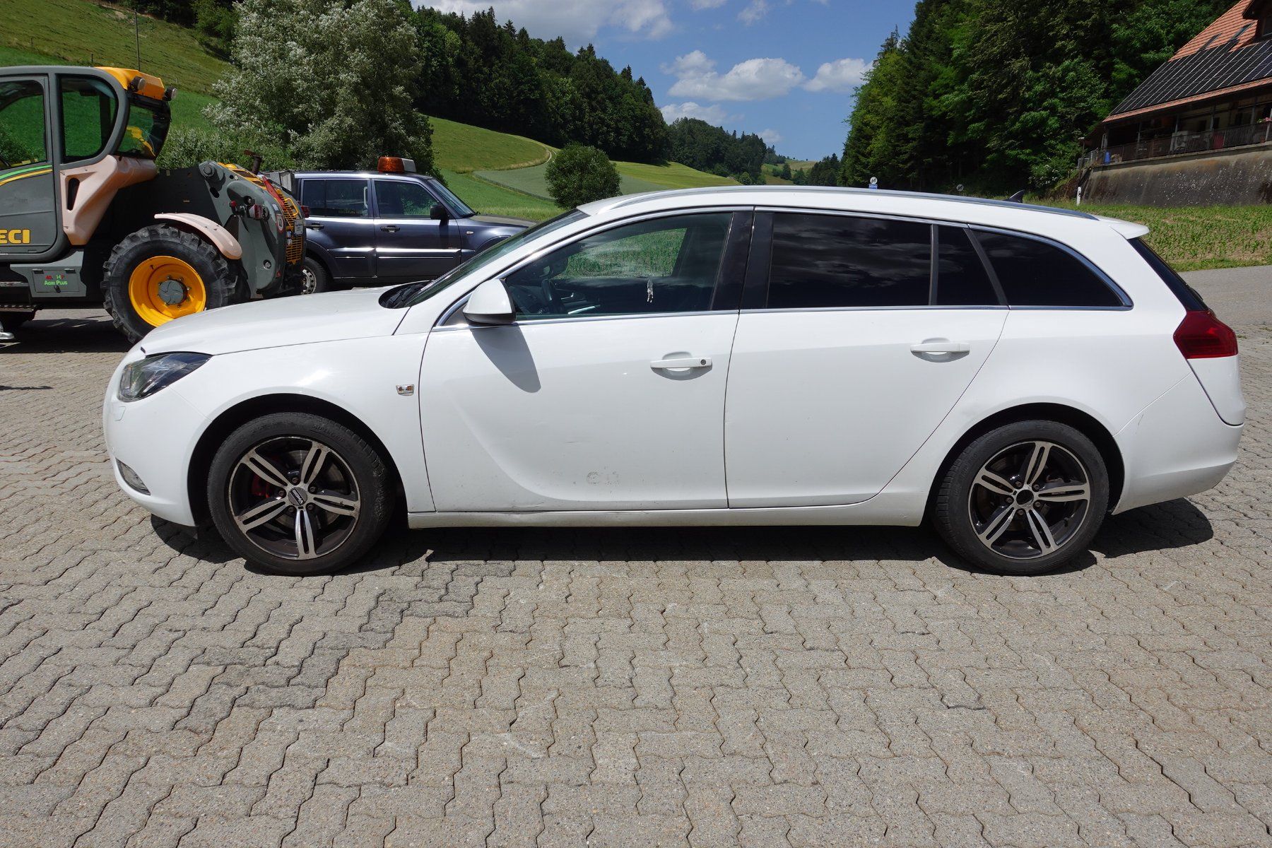 Opel Automobili: Opel Insignia A 20T 4x4 – Difettoso da Rüegsbach venduto da Garage3418 3