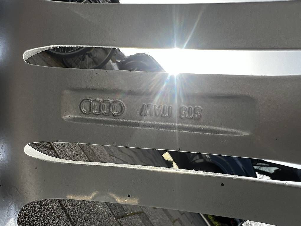 Pneumatici & Ruote complete: Audi Sommerräder 19Zoll – Usato da Sursee venduto da gas_8n5t 4