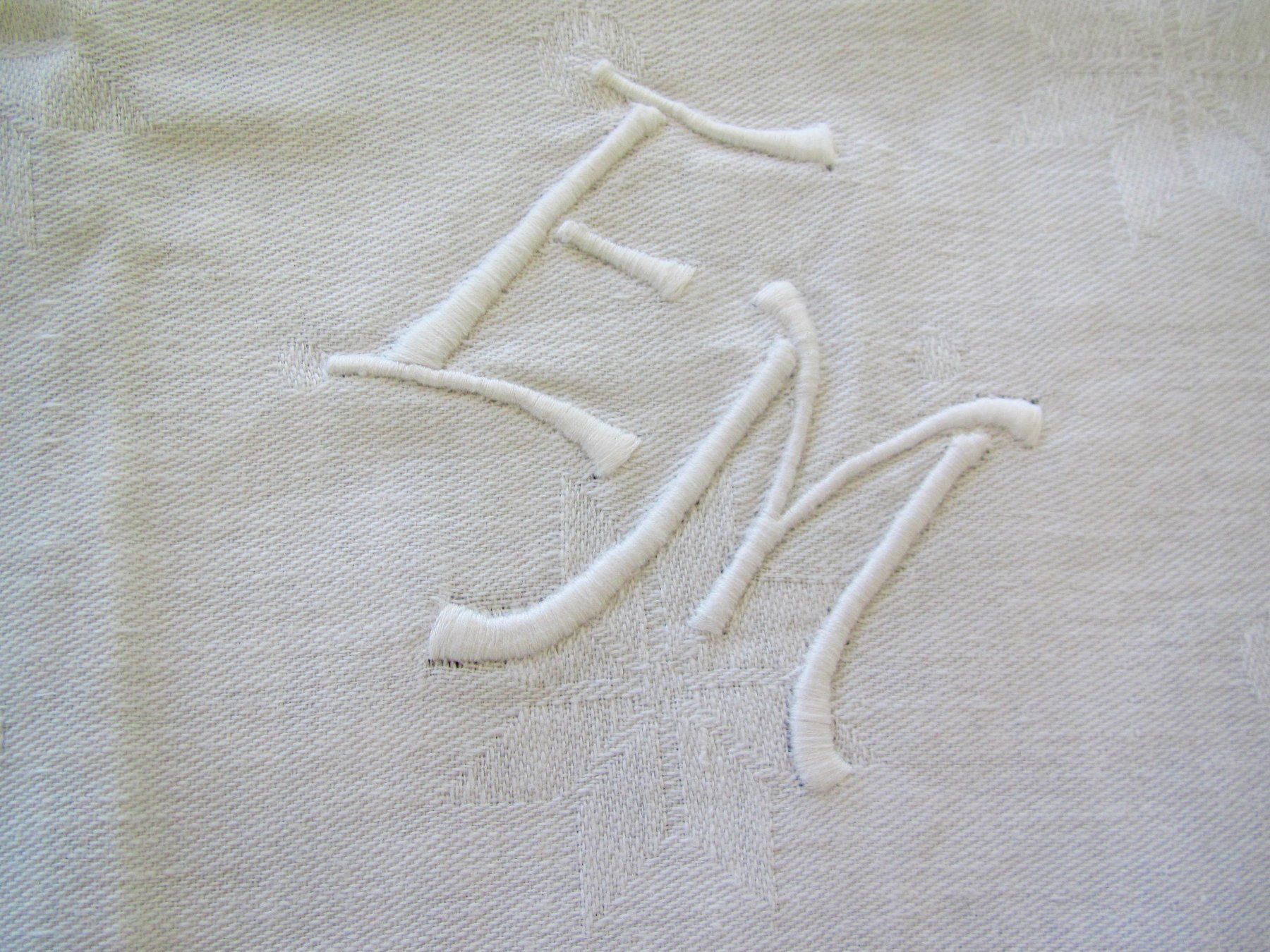Altra biancheria da tavola: NAPPE ANCIENNE – Usato da Murten venduto da Selliot 1