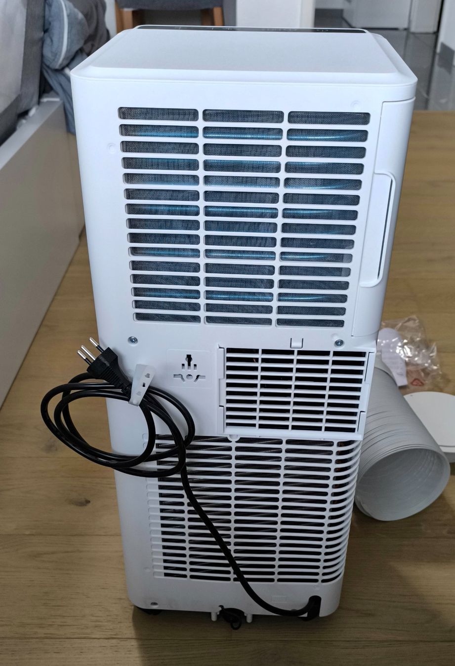 Kibernetik Condizionatori: Kibernetik 7000 BTU mobiles Klimagerät Light – Nuovo (secondo la descrizione) da Biberist venduto da m-it 3