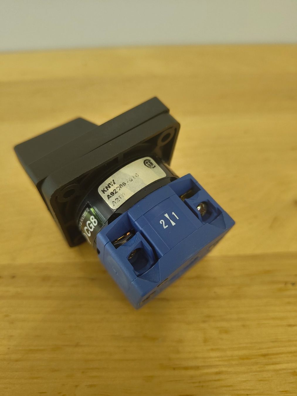 Interruttori: Krais & Naimar Hand 0 Auto Drehschalter CG8 – Usato da Emmenbrücke venduto da BlSi 2