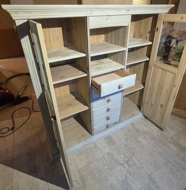 Buffets: Buffet – D'occasion à Buch am Irchel par 19HCD21 1