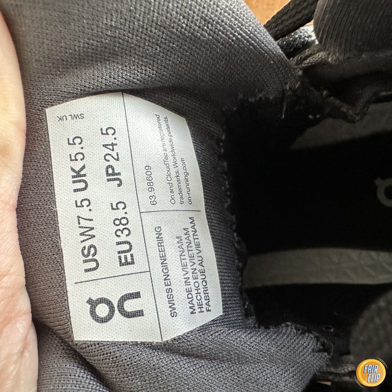 On Scarpe da donna: On Cloudrock Damen Wanderschuhe Gr. 38.5 – Usato da Luzern venduto da fairflip 3