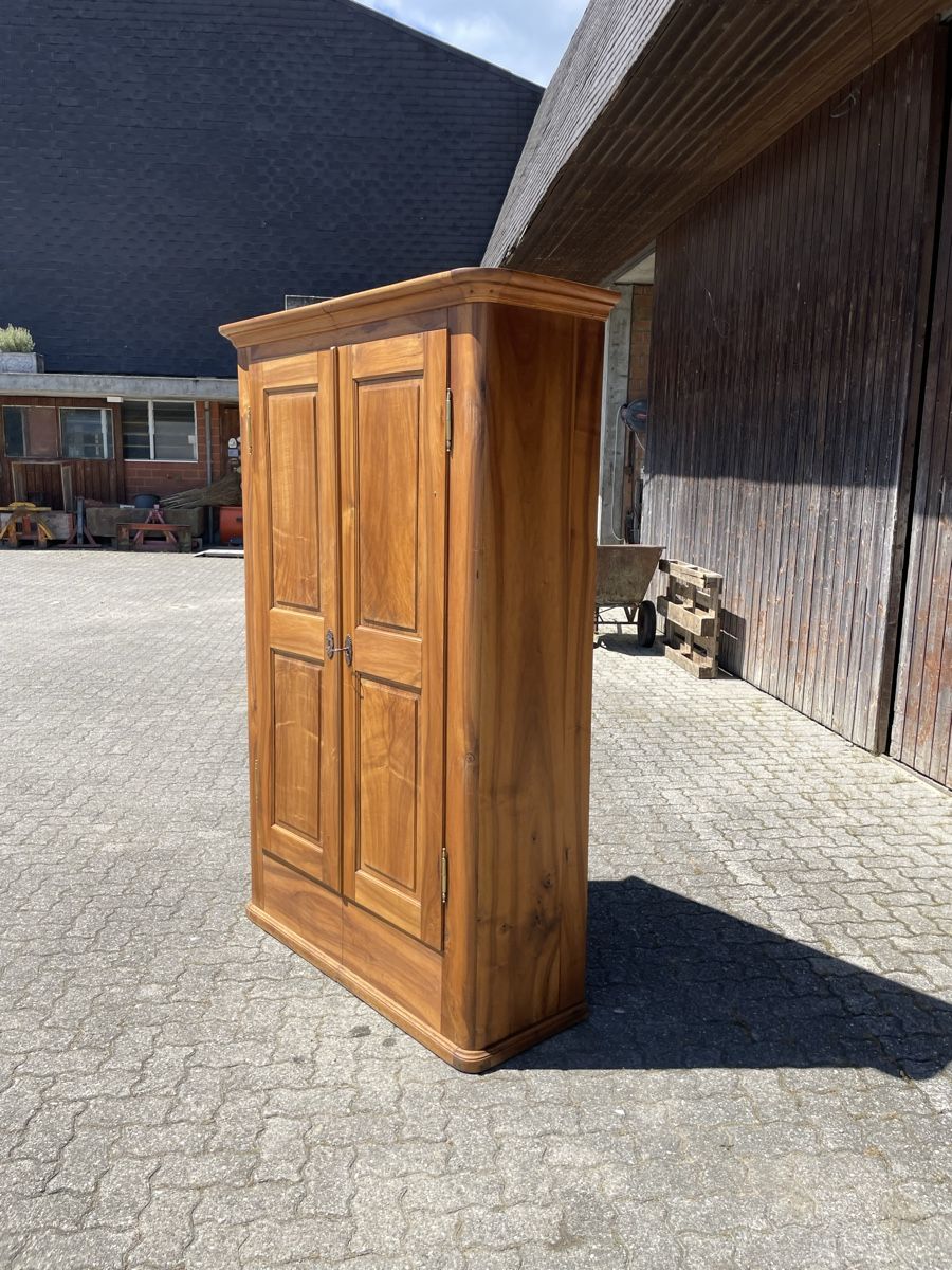 Schränke: Antiker Biedermeier Schrank aus Nussbaum – Gebraucht aus Biel/Bienne von Fluse 7