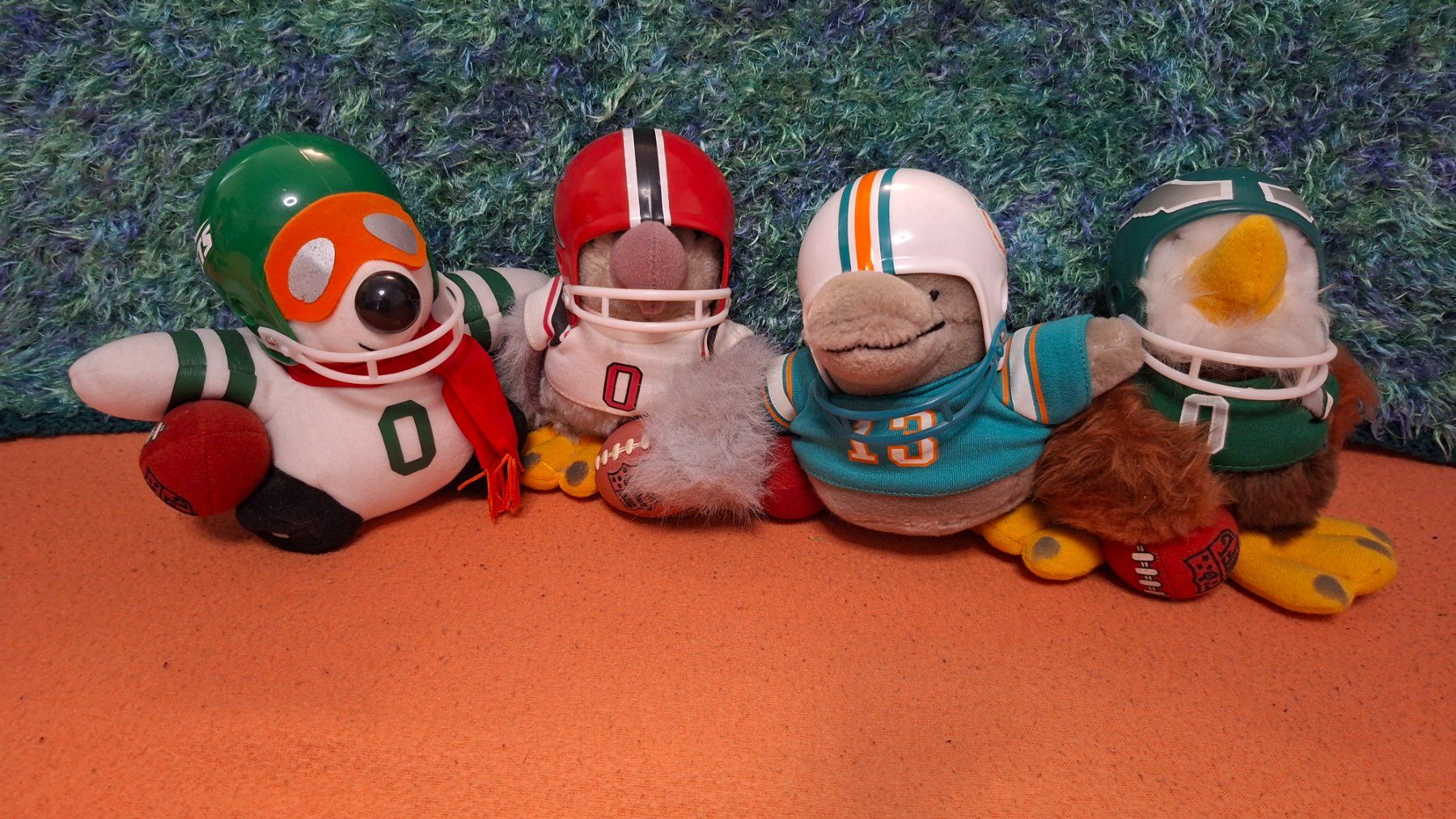 Statuette: NFL Maskottchen 1983 – Nuovo (secondo la descrizione) da Unterstammheim venduto da willikoyote72