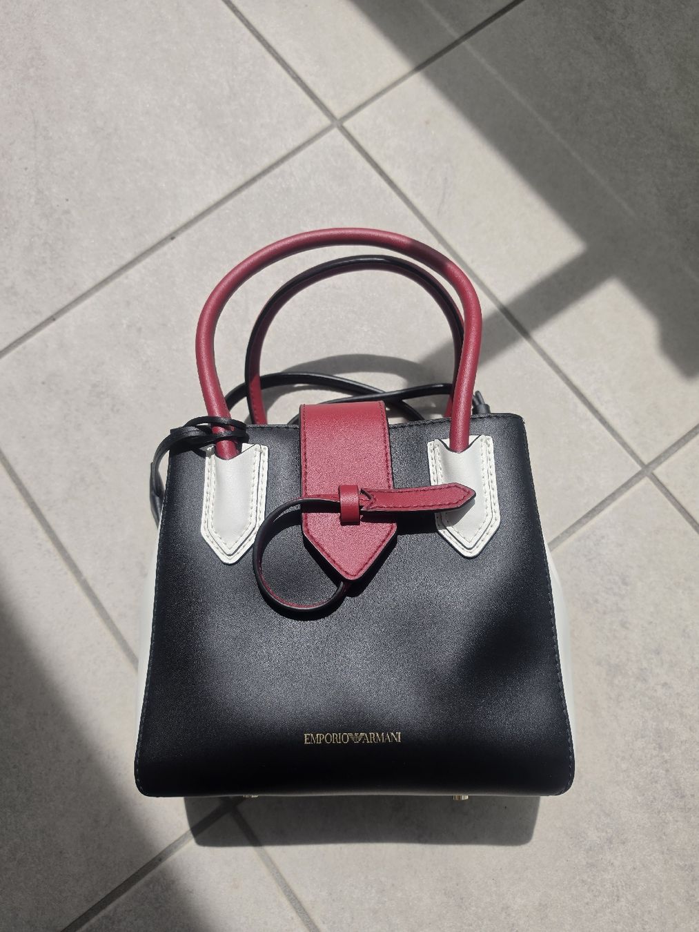 Armani Borse da donna: Armani Handtasche – Nuovo (secondo la descrizione) da Embrach venduto da sar_dq2y 3