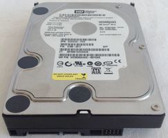 Western Digital WD5000AAKS-65YGA0 Festplatte 500GB Caviar