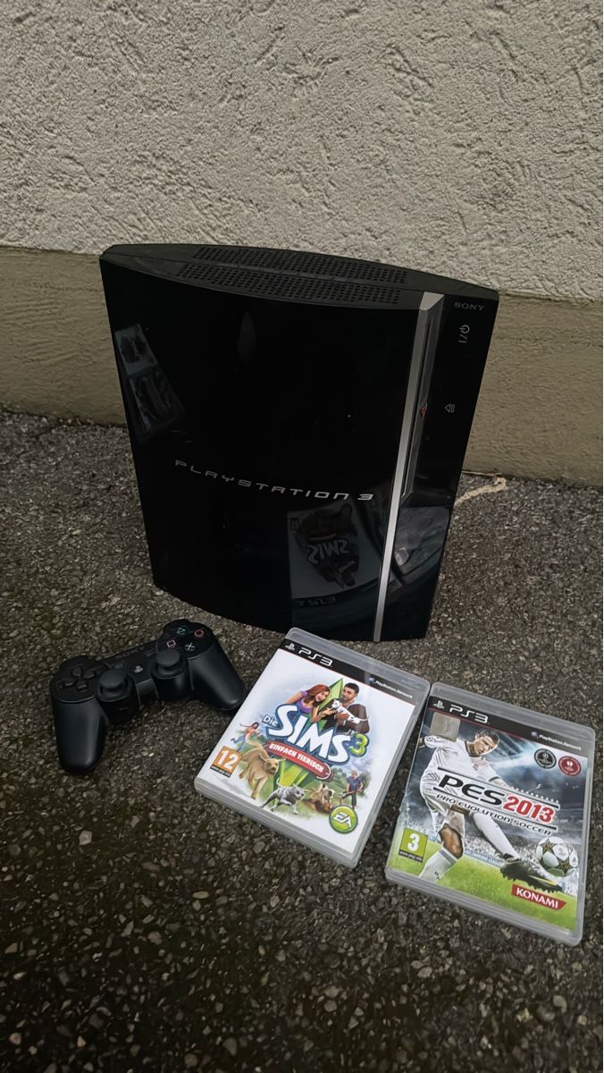 Sony Console: Sony PlayStation 3 mit Spielen und Controller gebrauch – Usato da Olten venduto da HoYa01