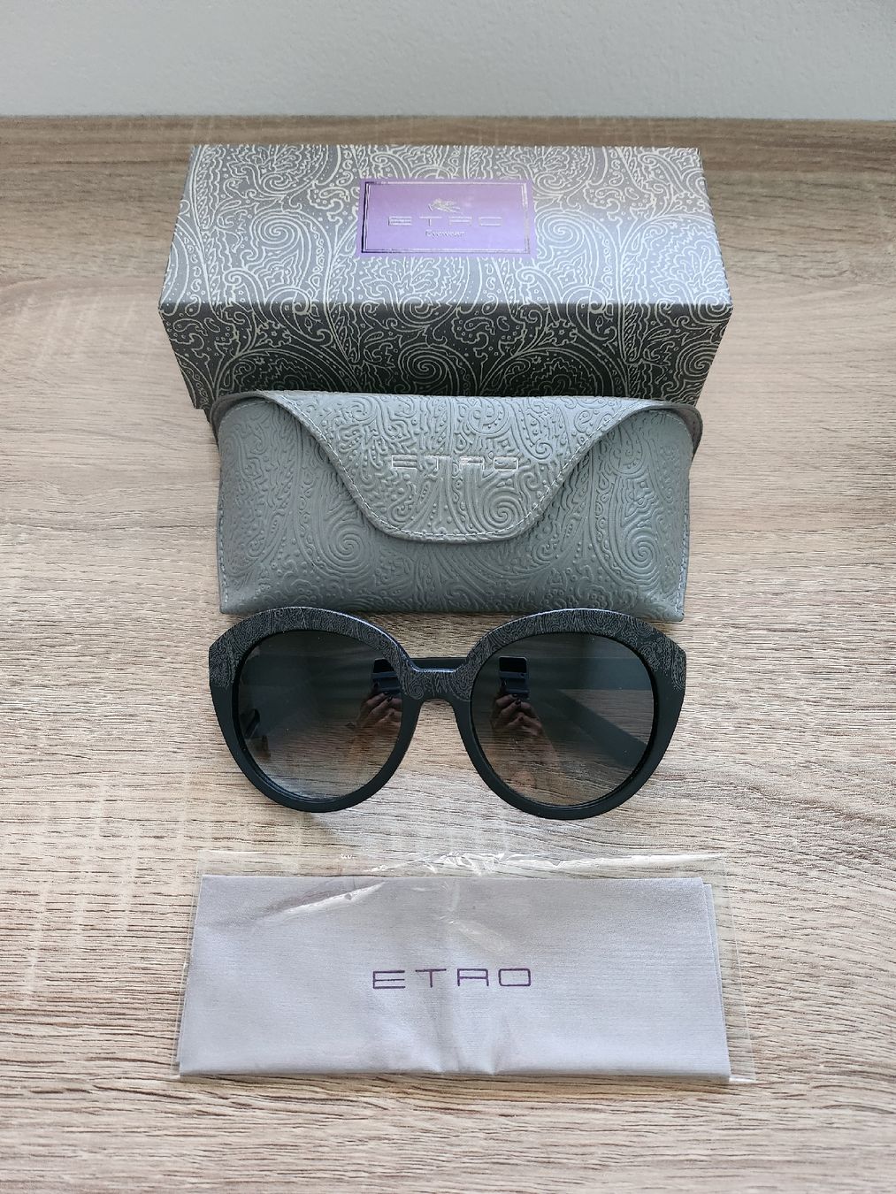 Etro Brillen & Gläser: Etro lunettes de soleil  – Neu und originalverpackt aus Sion von Minabo78 8