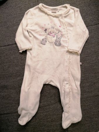 Strampler / Pyjama Gr 74