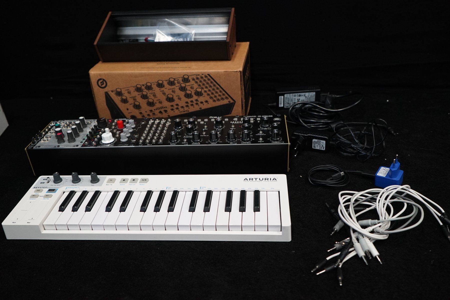 Moog Strumenti musicali: Moog Sytem Rack komplett – Usato da Ortschwaben venduto da Musictrade