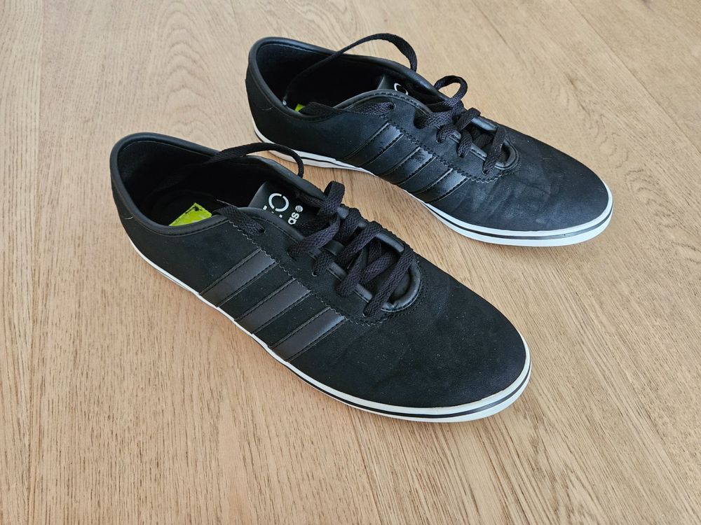 Adidas Neo schwarz Grösse 44 | Kaufen auf Ricardo