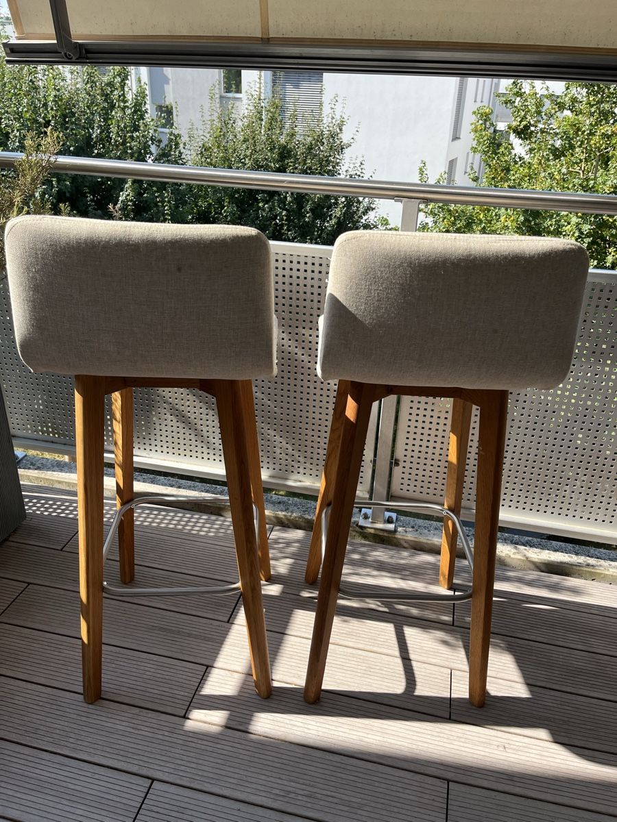 Hocker: Barhocker Stoff beige 2 Stk. leichte Flecken – Gebraucht aus Fehraltorf von yvo_7nbh 2