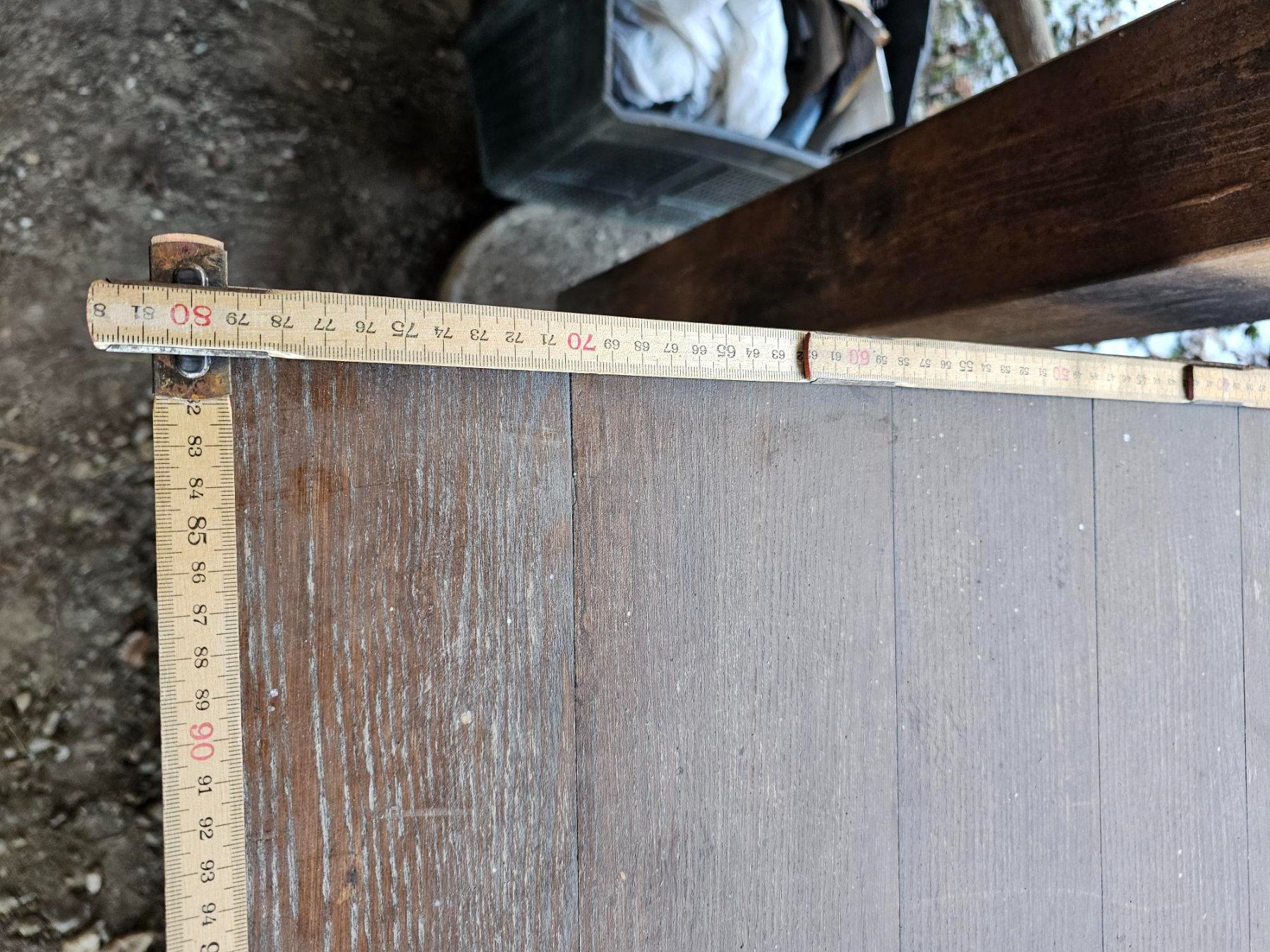 Tavoli: Rustikaler Massivholztisch mit X-Gestell – Usato da Dottikon venduto da Uno06 2