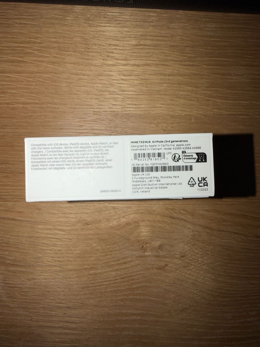 Apple Casques audio: Apple AirPods 3. Generation neu und originalverpackt – Neuf avec emballage d'origine à Gutenswil par Kev911 3