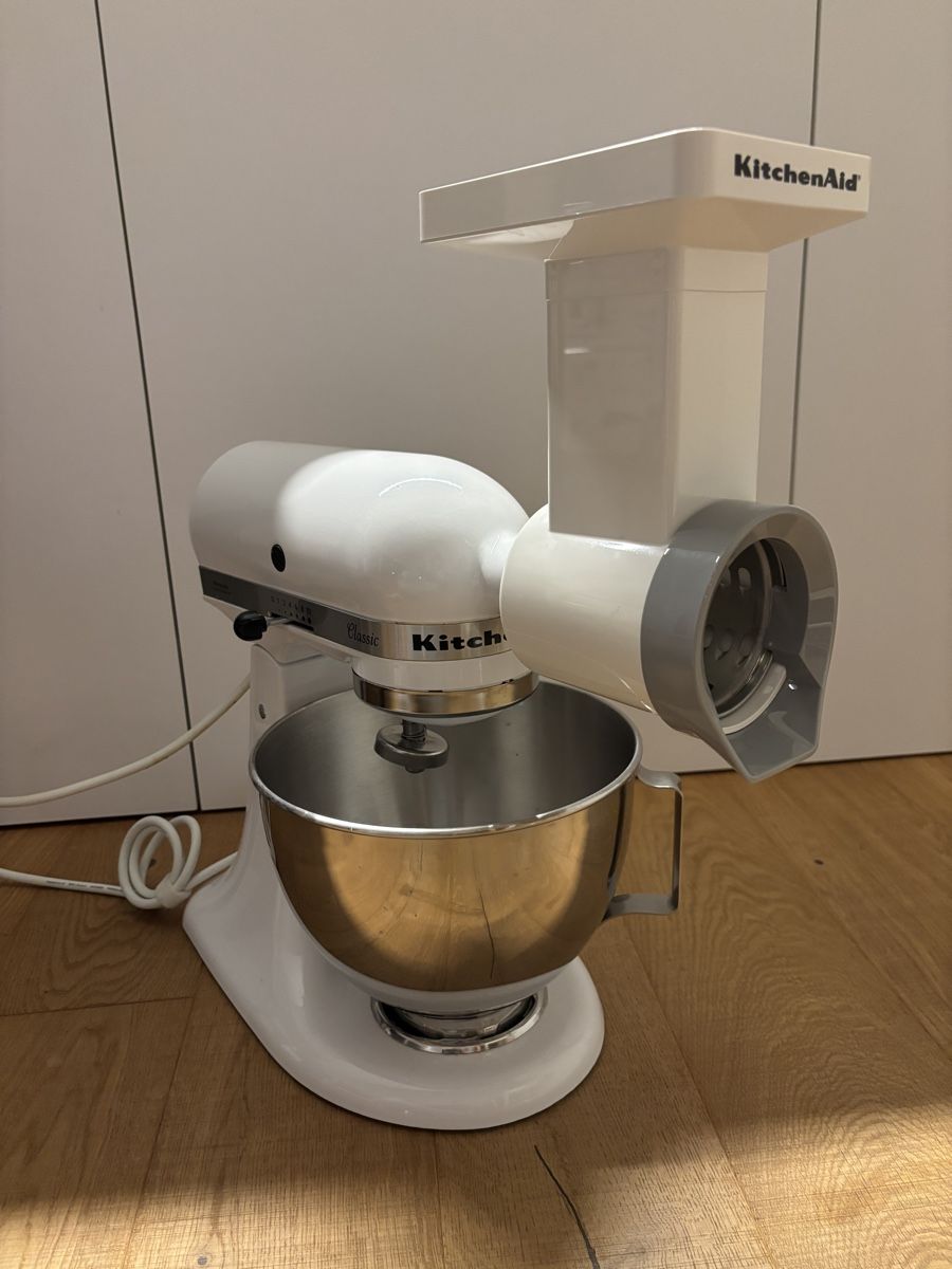 Kitchenaid Küchengeräte: Küchenmaschine KitchenAid Classic weiss – Gebraucht aus Starrkirch-Wil von caine87 1
