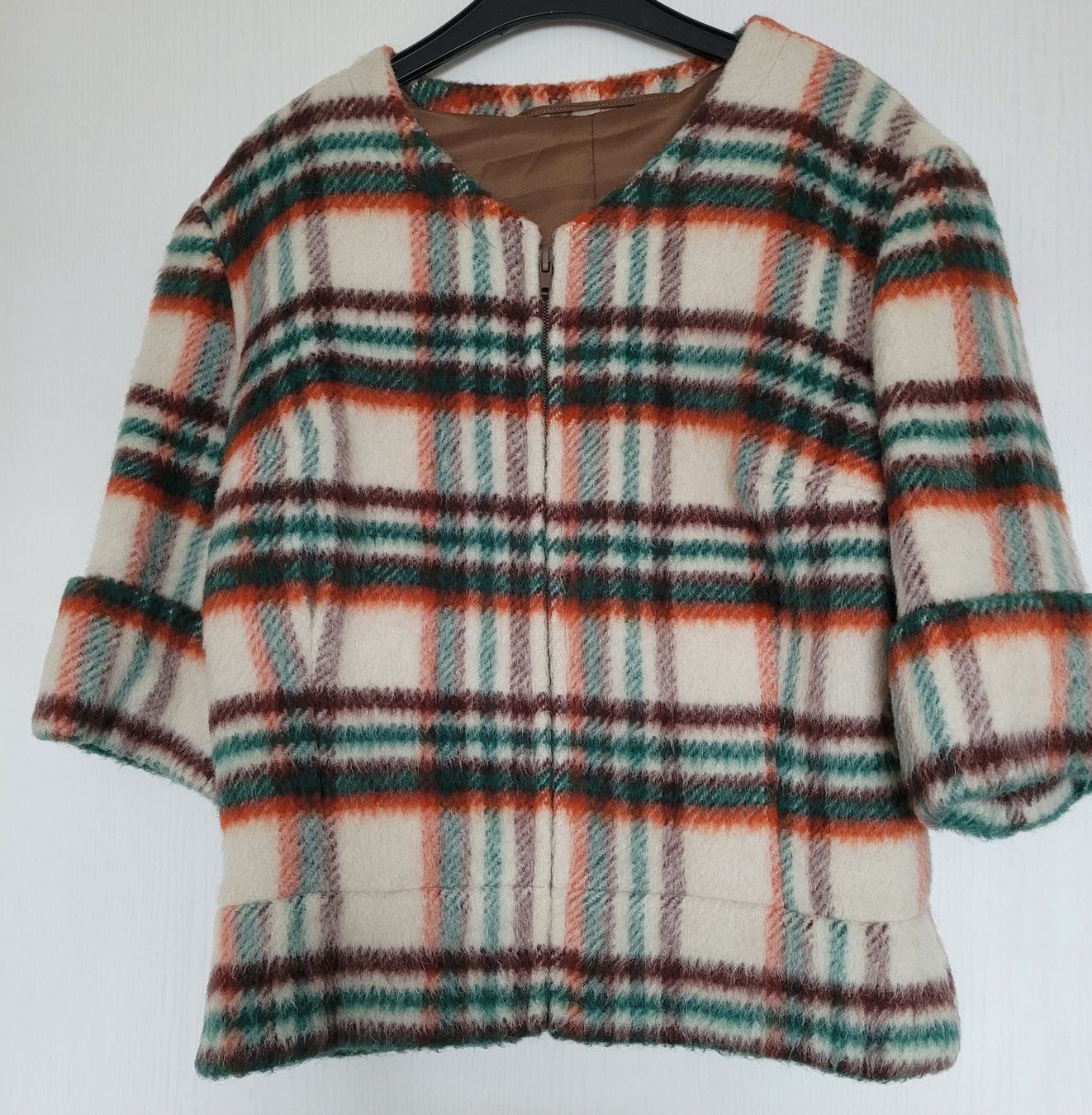 Giacche: VINTAGE: Professionell massgeschneiderte Jacke mit Halbarm – Usato da Oberuzwil venduto da rtr_wp6m